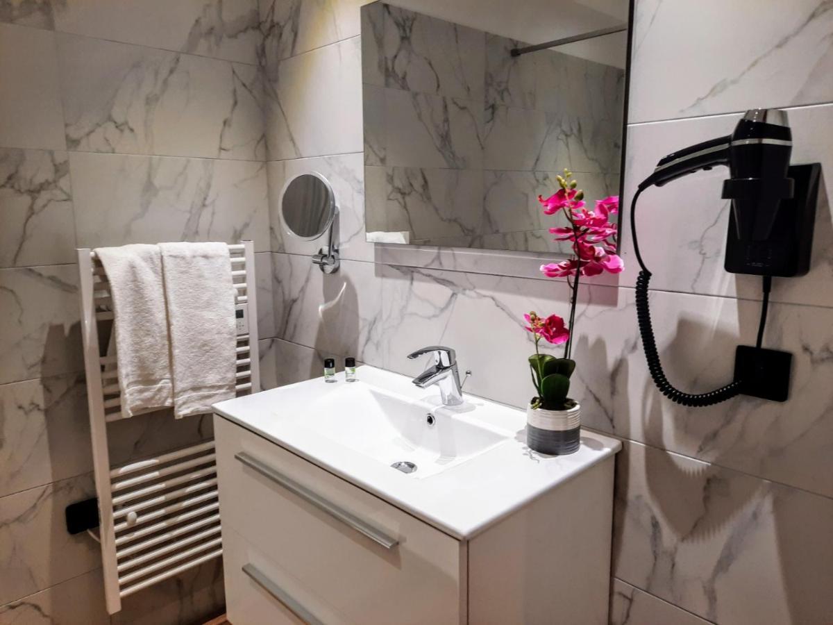 Hotel Casa Mea Santa-Maria-di-Lota Экстерьер фото