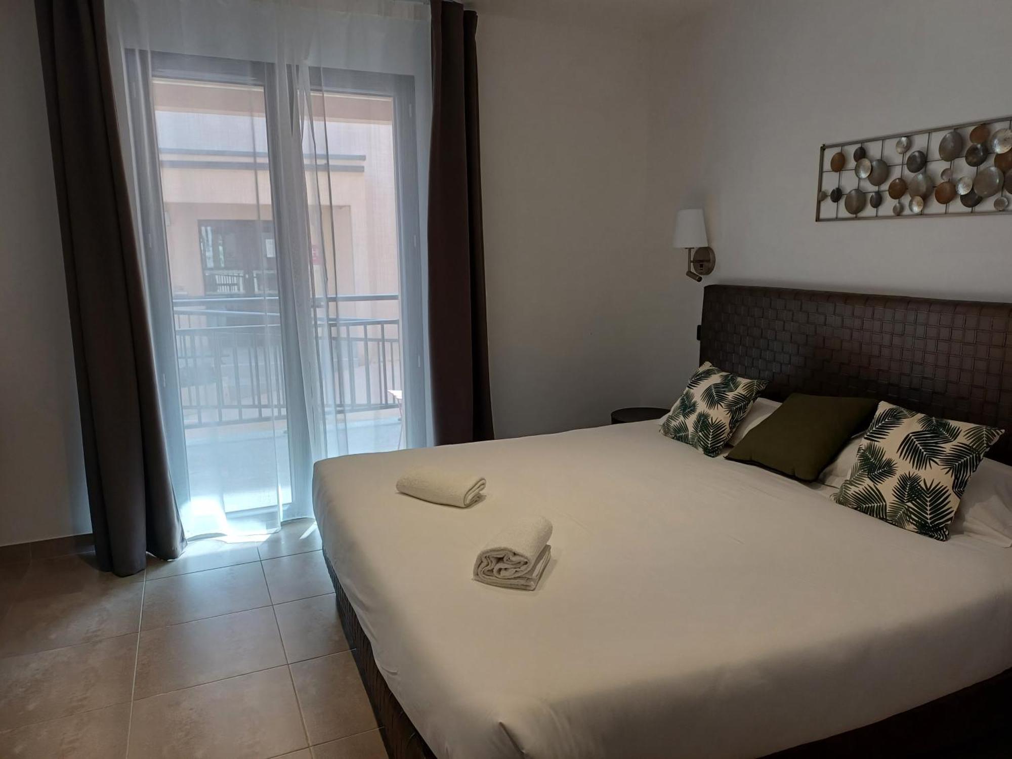 Hotel Casa Mea Santa-Maria-di-Lota Экстерьер фото