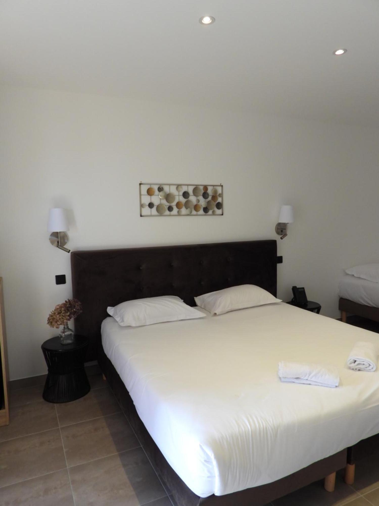 Hotel Casa Mea Santa-Maria-di-Lota Экстерьер фото