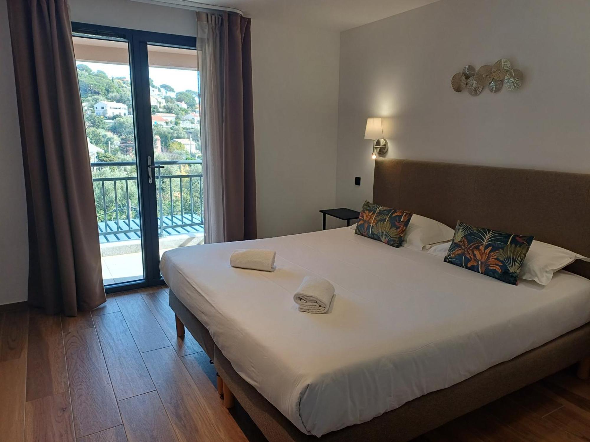 Hotel Casa Mea Santa-Maria-di-Lota Экстерьер фото